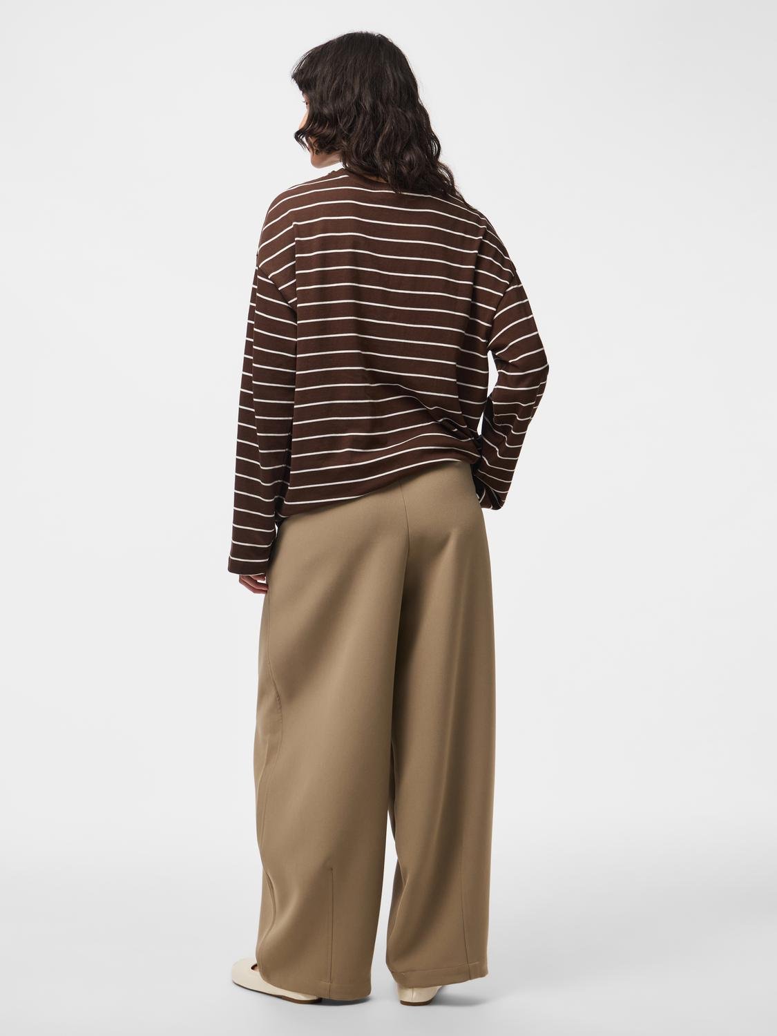 PCSADIE T-shirt - Hot Fudge - VERO MODA & VILA Bergvik